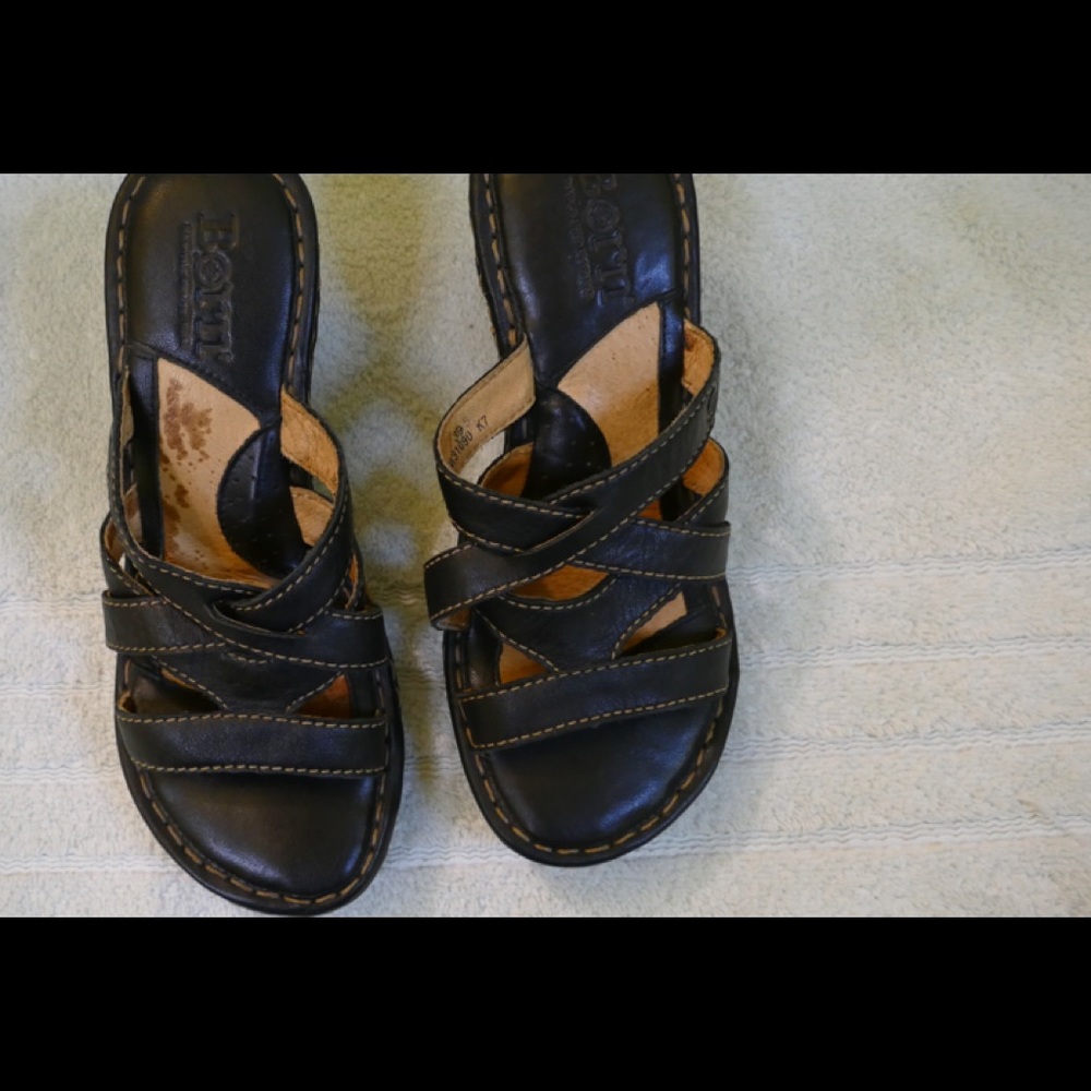 Ladies Born wedge sandals
